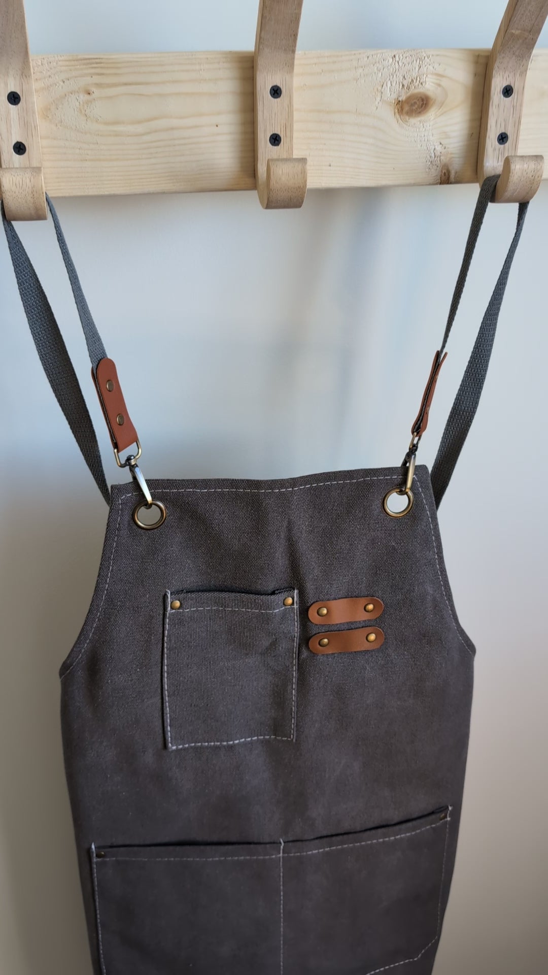 tablier gris