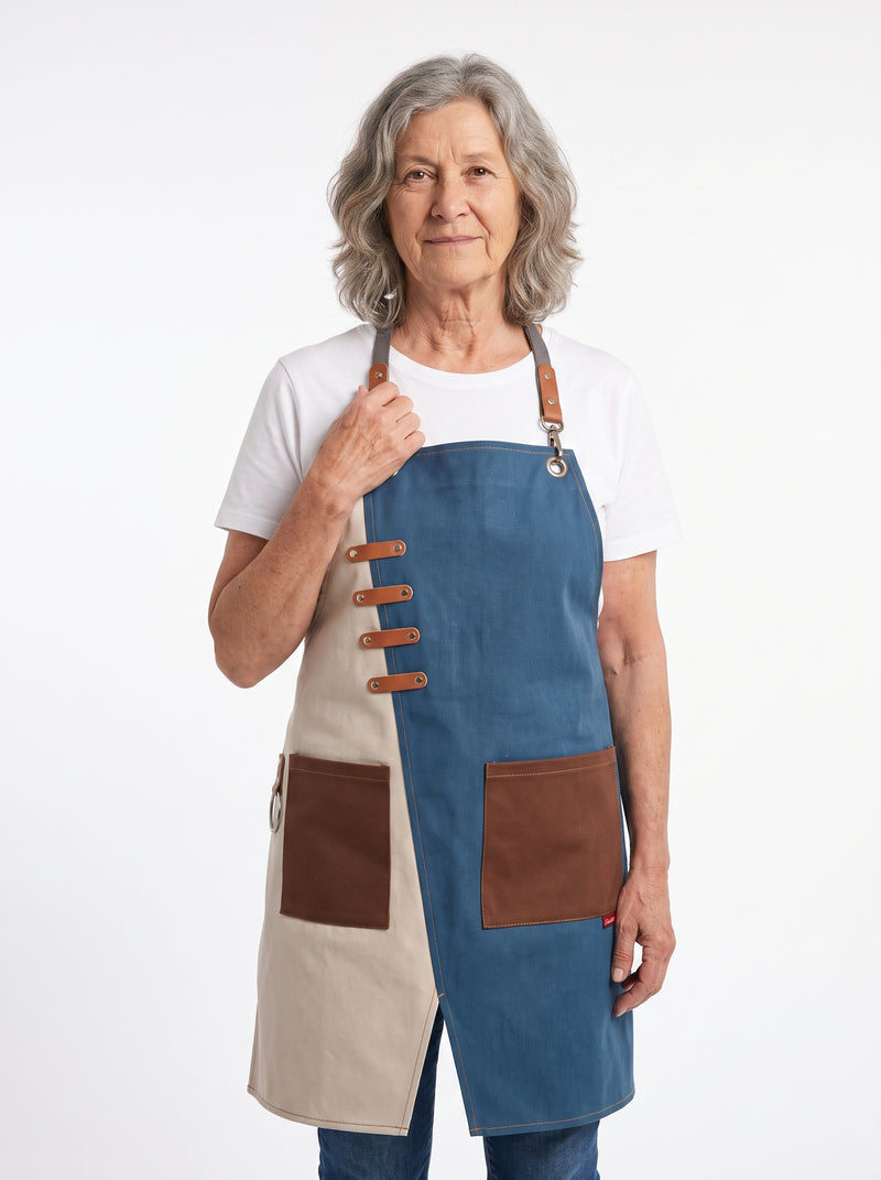 Tablier Bicolore, packshot studio porté par un modèle