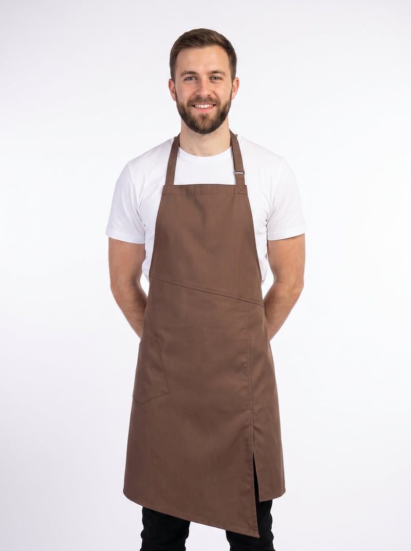Tablier de Serveuse, packshot studio porté par un modèle