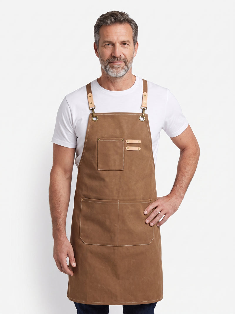 Tablier de Cuisine Original, packshot studio porté par un modèle