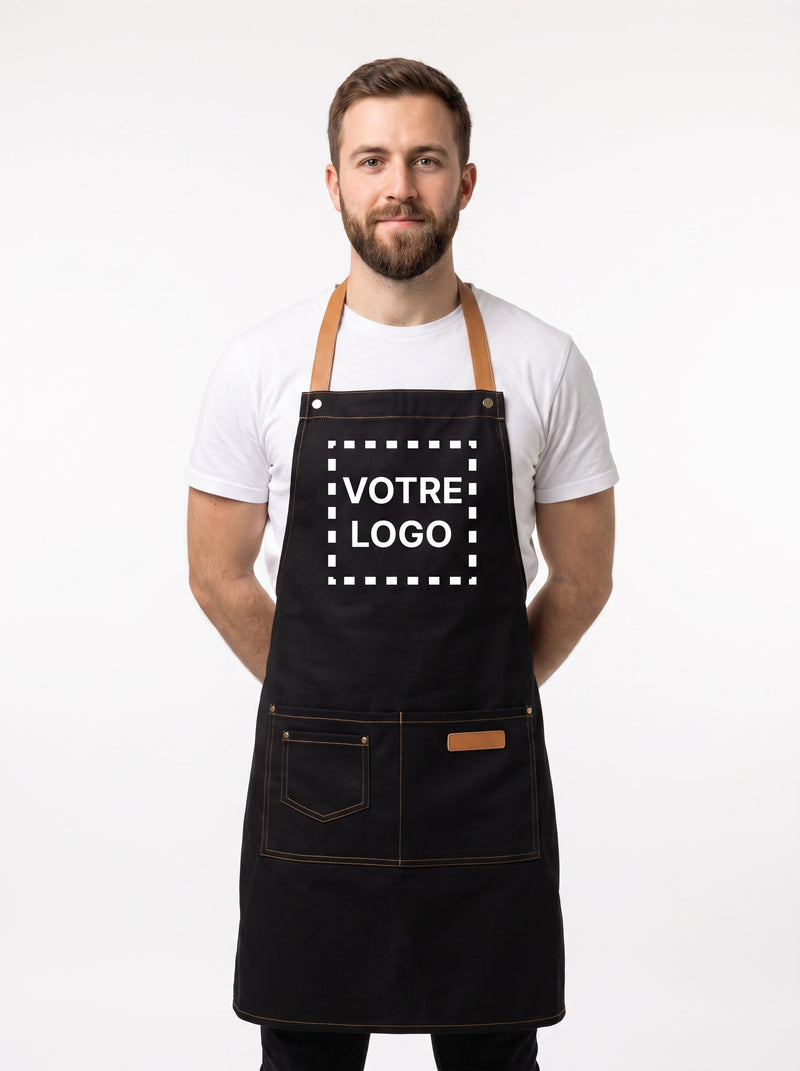 Tablier de Cuisine Personnalisé Noir, packshot studio porté par un modèle