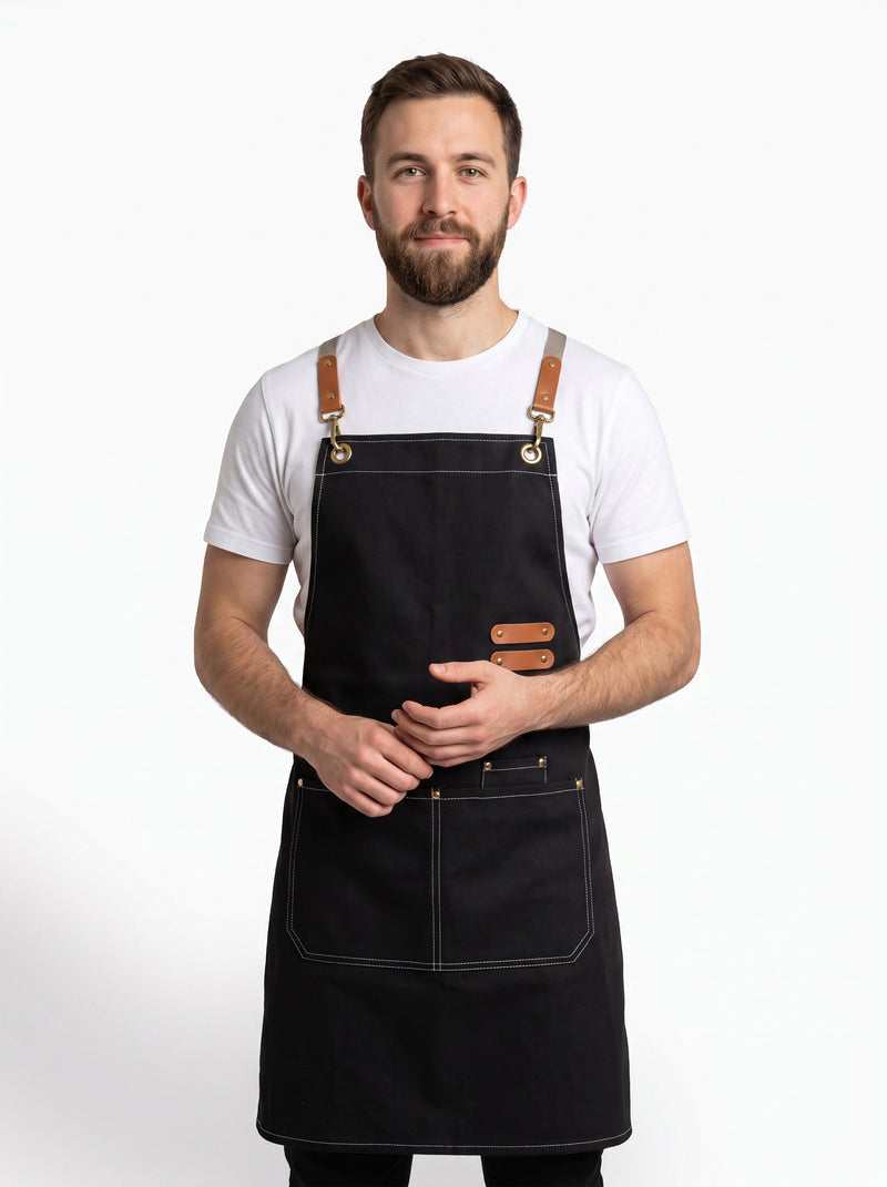 Tablier de Cuisine Imperméable avec Bretelles Croisées, packshot studio porté par un modèle