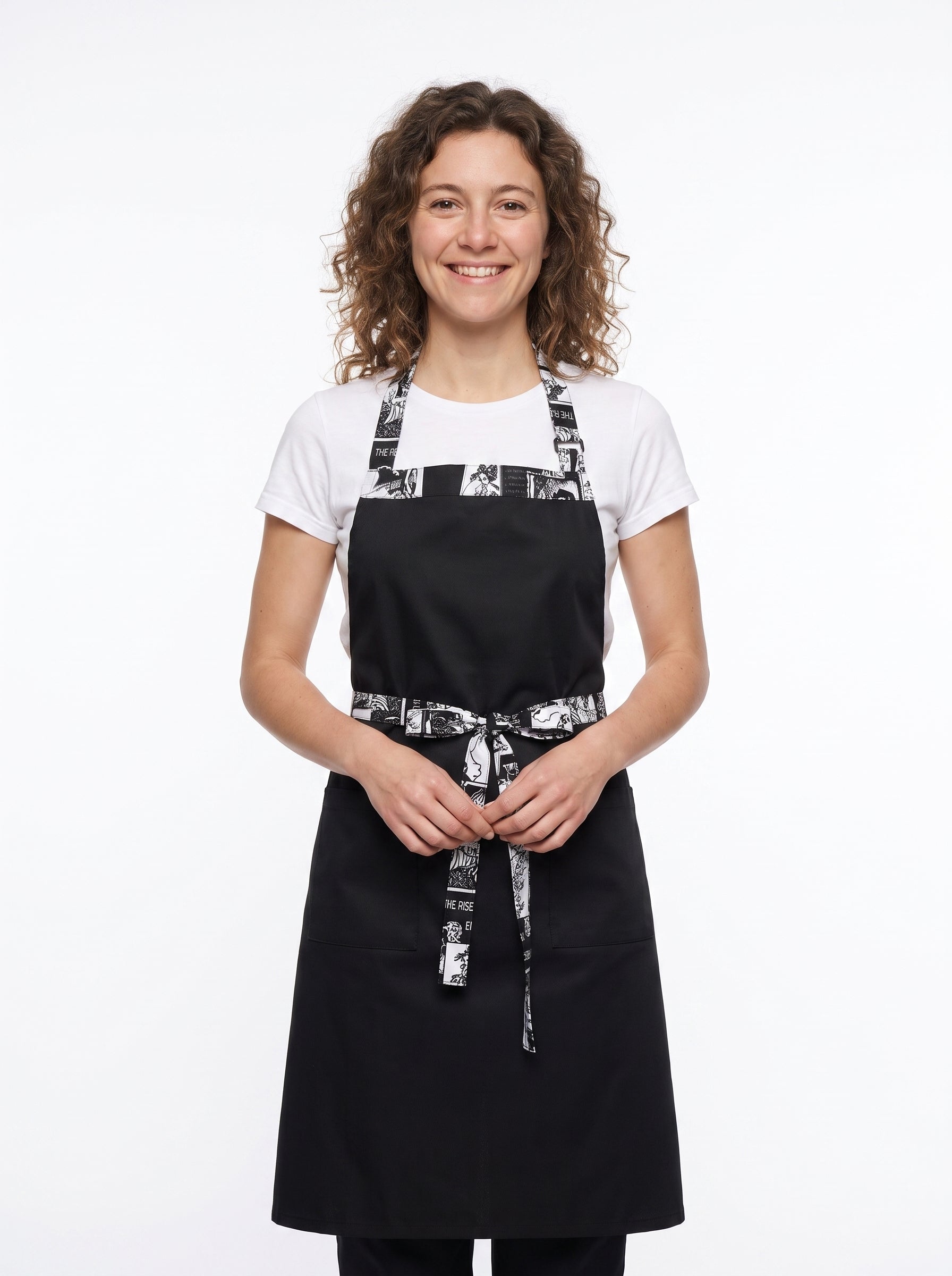 Tablier Japonais Court en Coton, packshot studio porté par un modèle